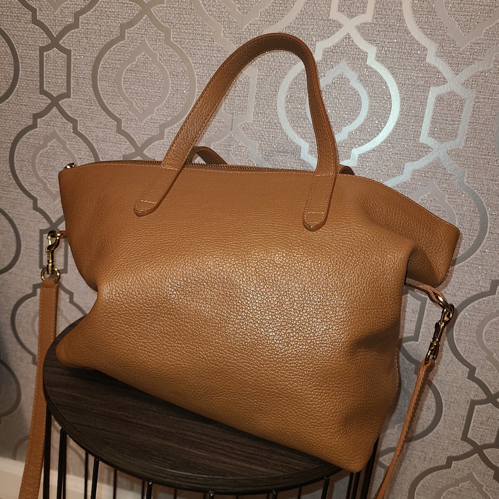 Cuyana Medium Carryall Tote